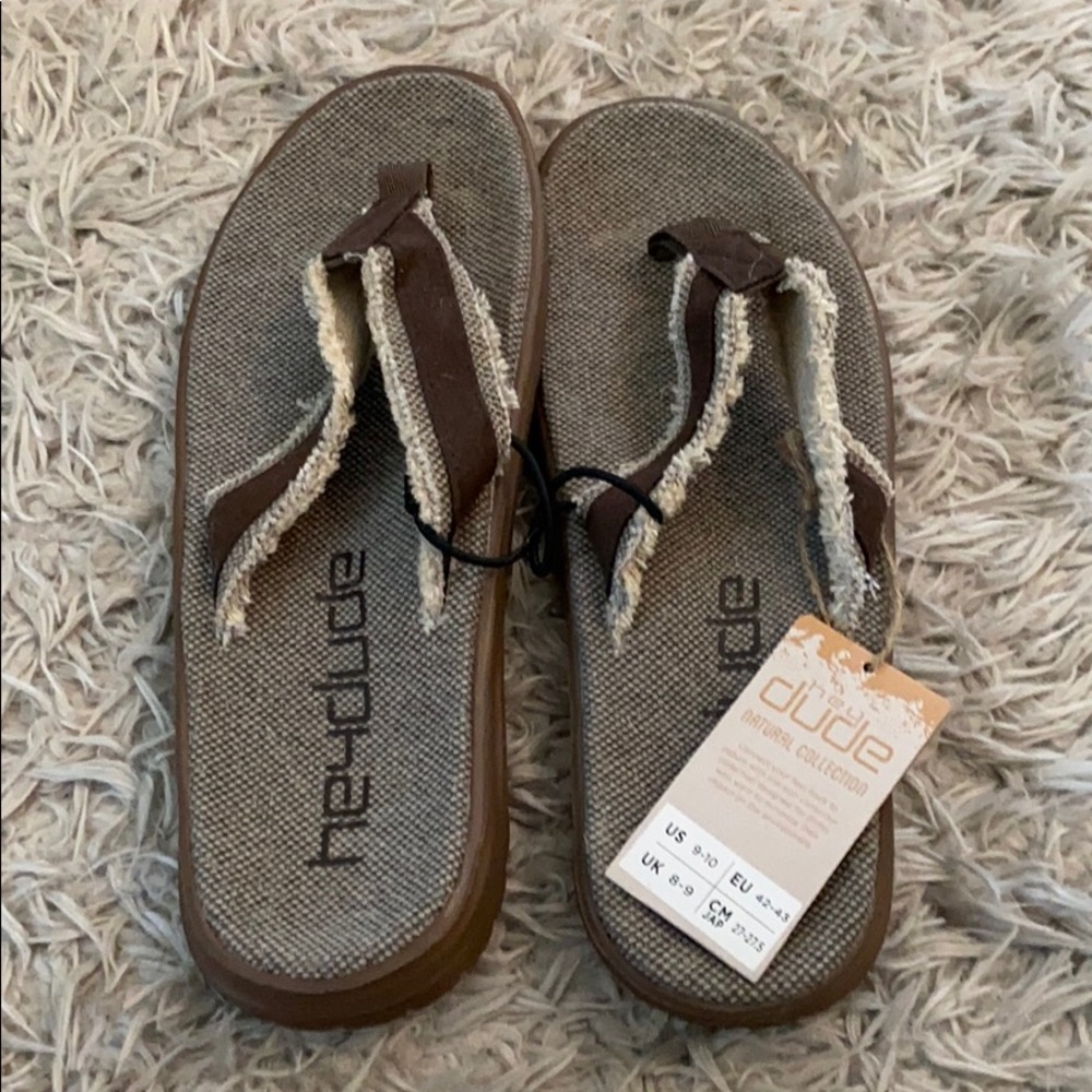 Hey Dude Flip Flops size 9/10